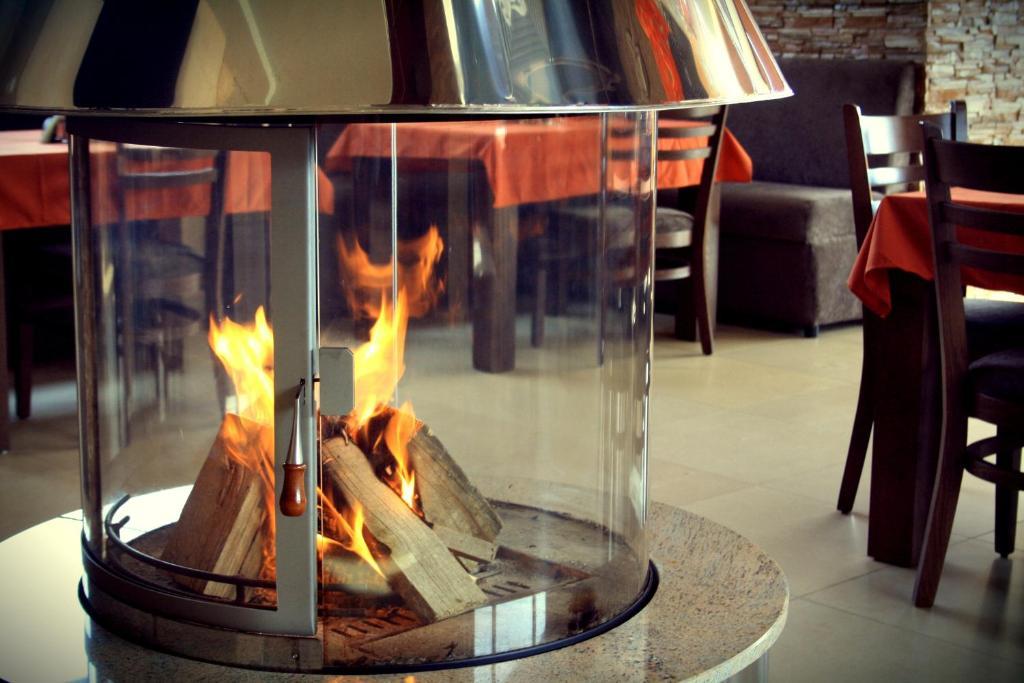 Family Hotel Komhotel بيركوفيتسا المظهر الخارجي الصورة